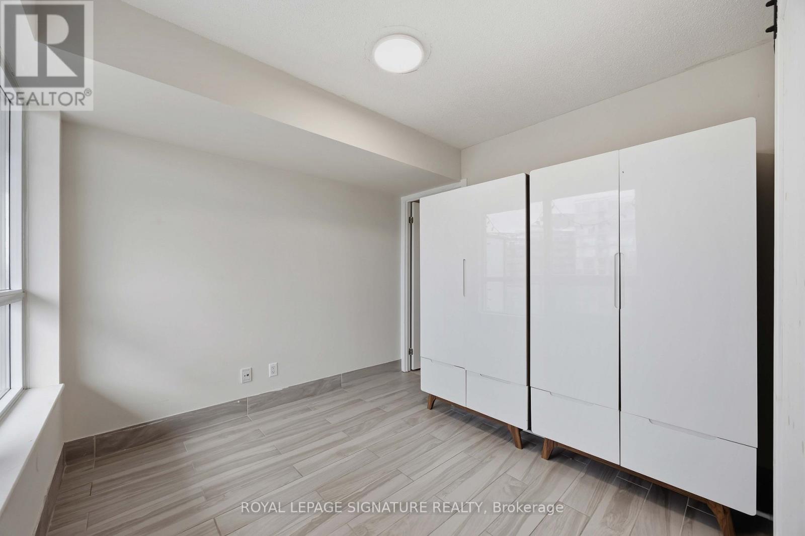 38 Joe Shuster Way, Toronto, Ontario  M6K 0A5 - Photo 29 - W13068602