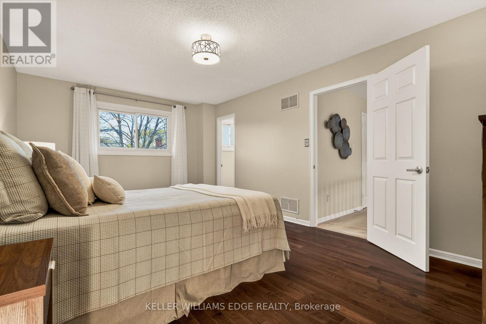 520 Woodview Road, Burlington, Ontario  L7N 3P9 - Photo 35 - W13068612