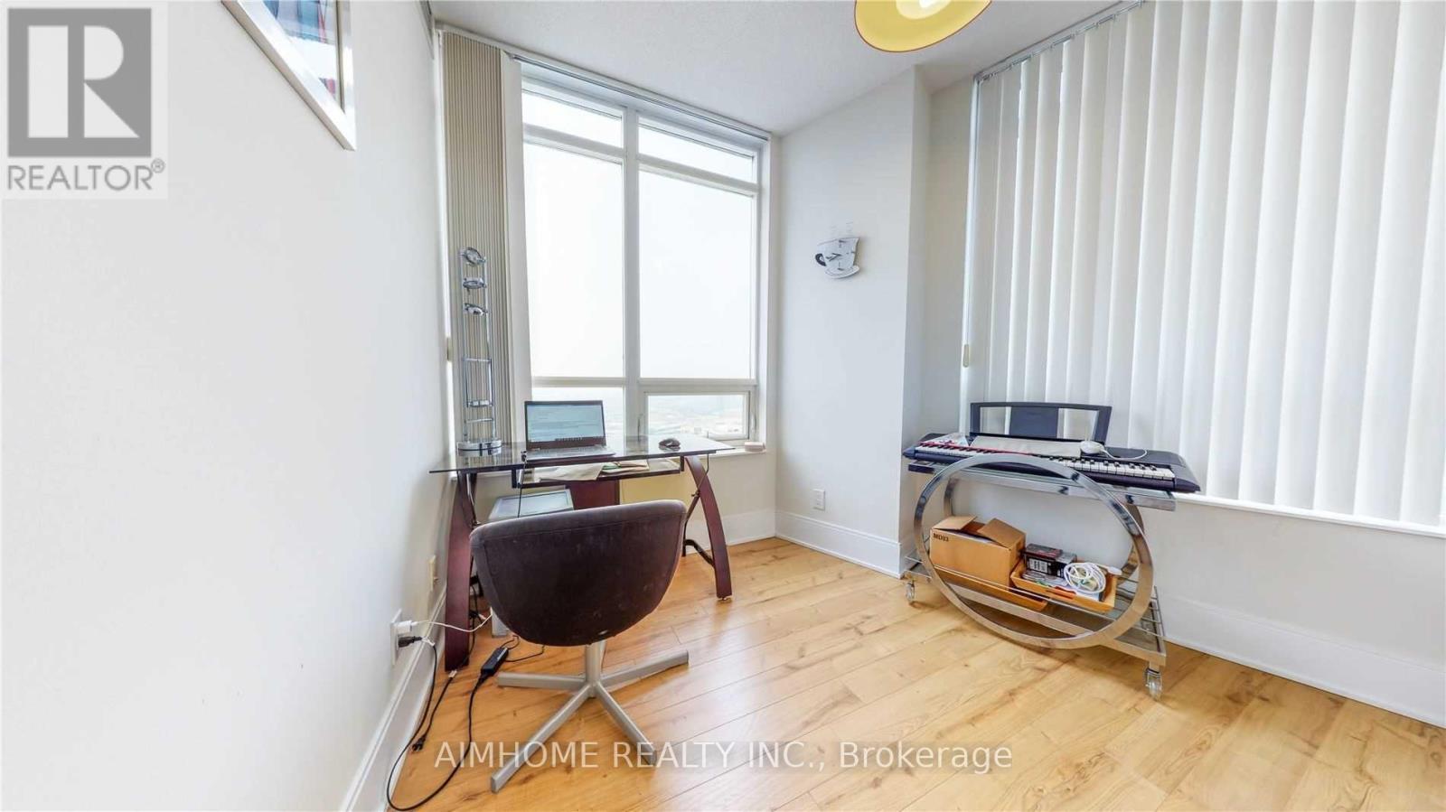 2907 - 330 Burnhamthorpe Road W, Mississauga, Ontario  L5B 0E1 - Photo 14 - W13068718