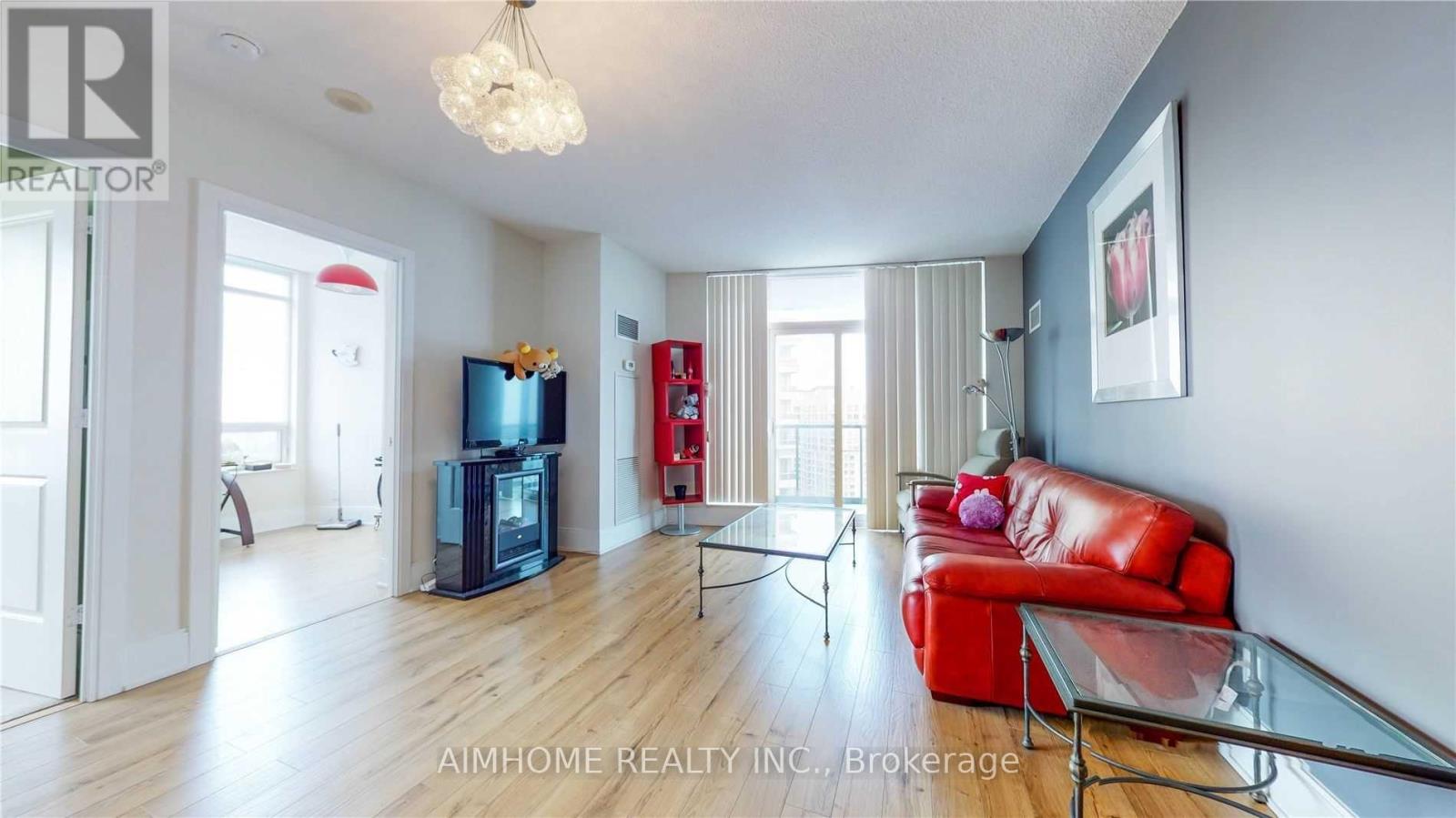 2907 - 330 Burnhamthorpe Road W, Mississauga, Ontario  L5B 0E1 - Photo 5 - W13068718