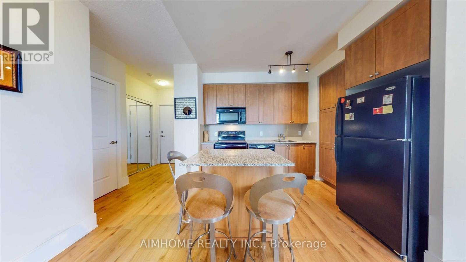 2907 - 330 Burnhamthorpe Road W, Mississauga, Ontario  L5B 0E1 - Photo 9 - W13068718