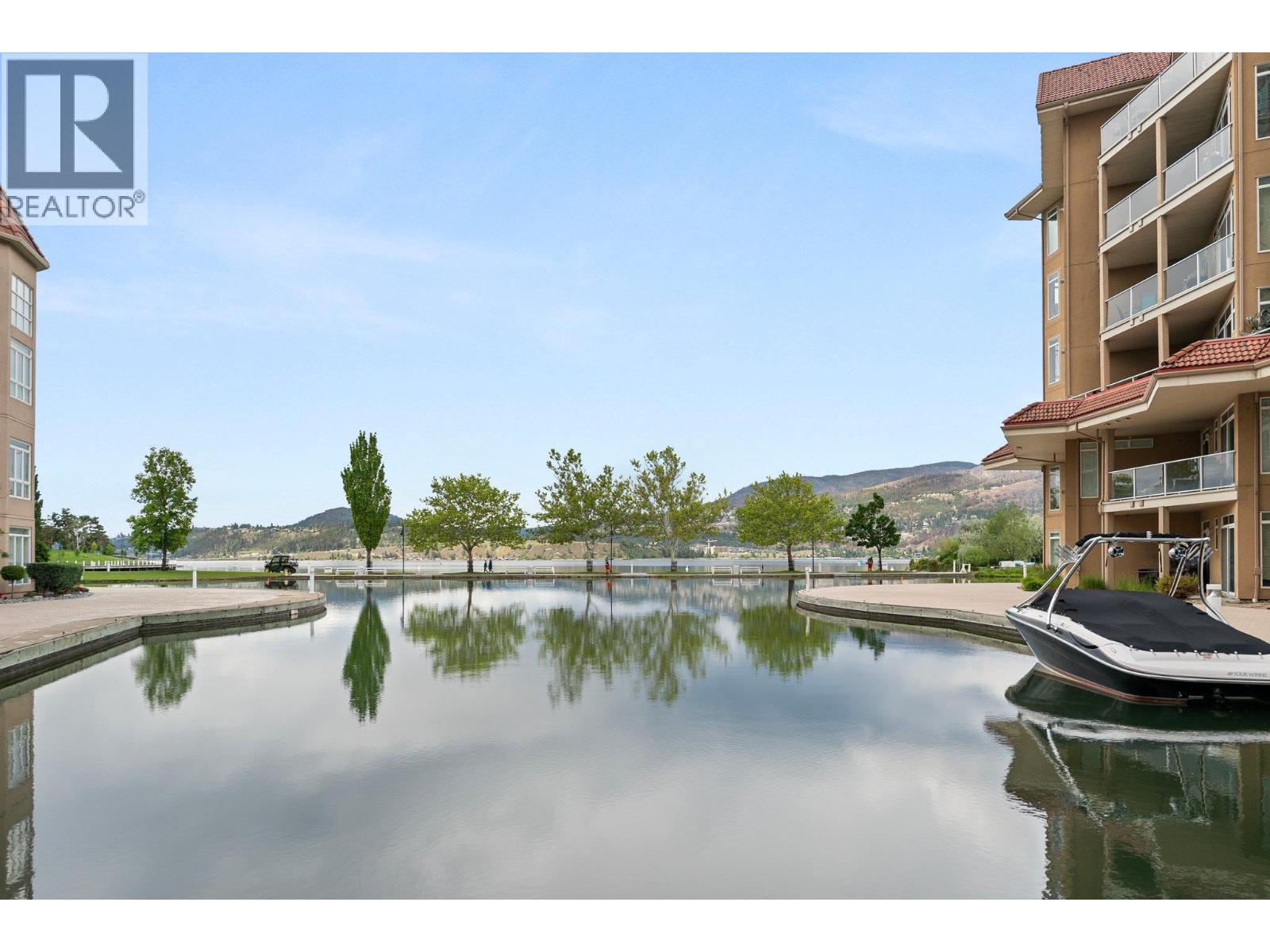 1128 Sunset Drive Unit# 303, Kelowna, British Columbia  V1Y 9W7 - Photo 4 - 10385474