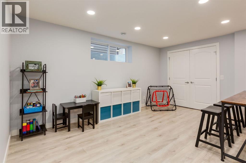 380 Evanspark Gardens NW, Calgary, Alberta  T3G 0P5 - Photo 37 - A2306892