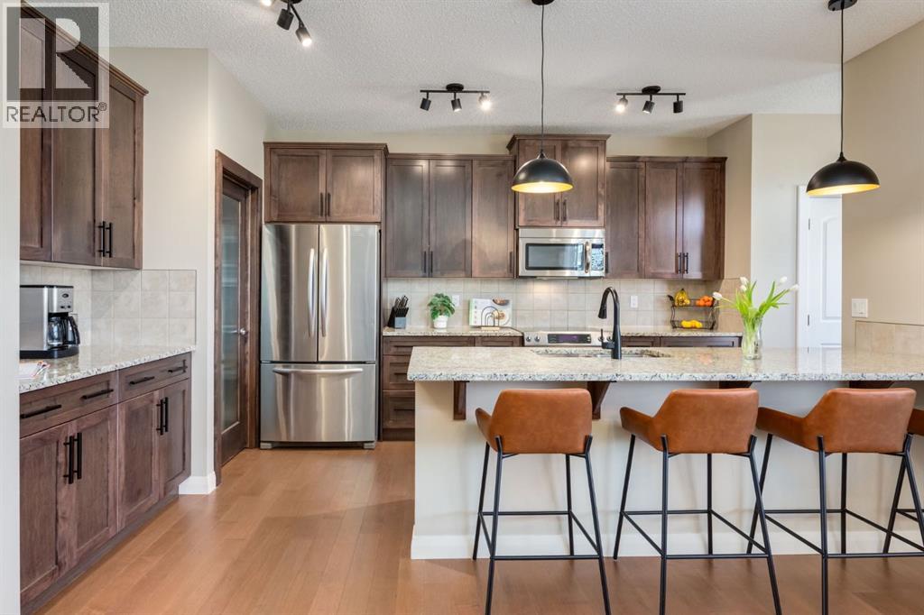 380 Evanspark Gardens NW, Calgary, Alberta  T3G 0P5 - Photo 6 - A2306892
