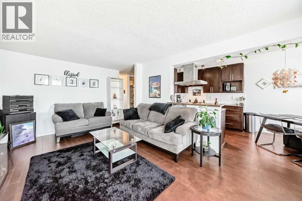 403, 4455d Greenview Drive NE, Calgary, Alberta  T2E 6M1 - Photo 5 - A2284809