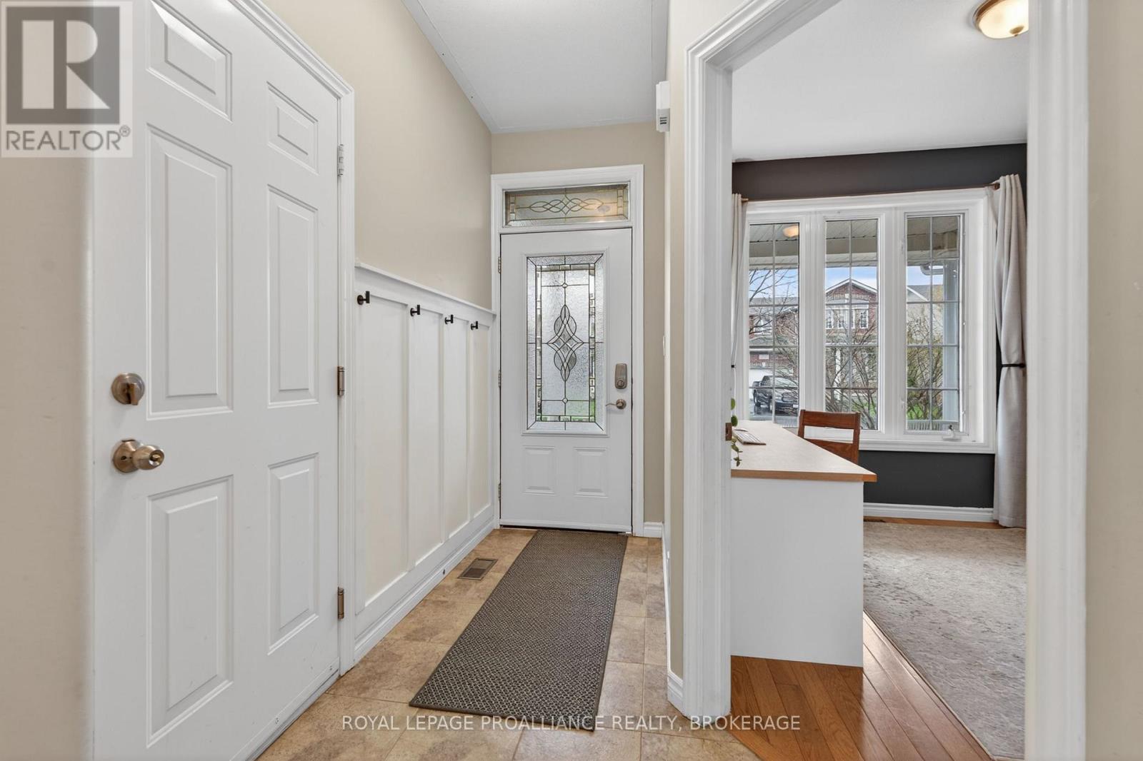 357 Quarry Pond Court, Kingston, Ontario  K7K 7L5 - Photo 4 - X13068910