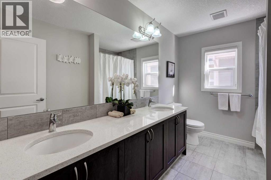 255 Riviera Way, Cochrane, Alberta  T4C 0Z2 - Photo 19 - A2297542