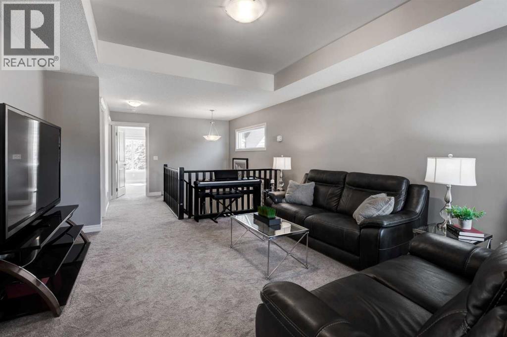 255 Riviera Way, Cochrane, Alberta  T4C 0Z2 - Photo 13 - A2297542