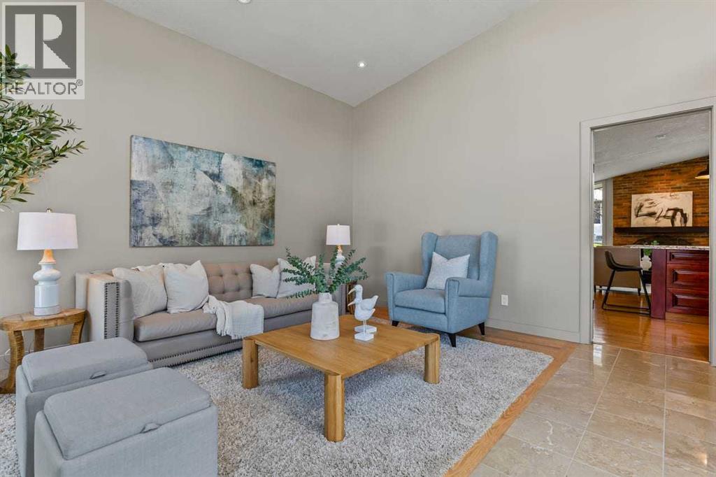 36 Lake Twintree Place SE, Calgary, Alberta  T2J 2X5 - Photo 16 - A2301243