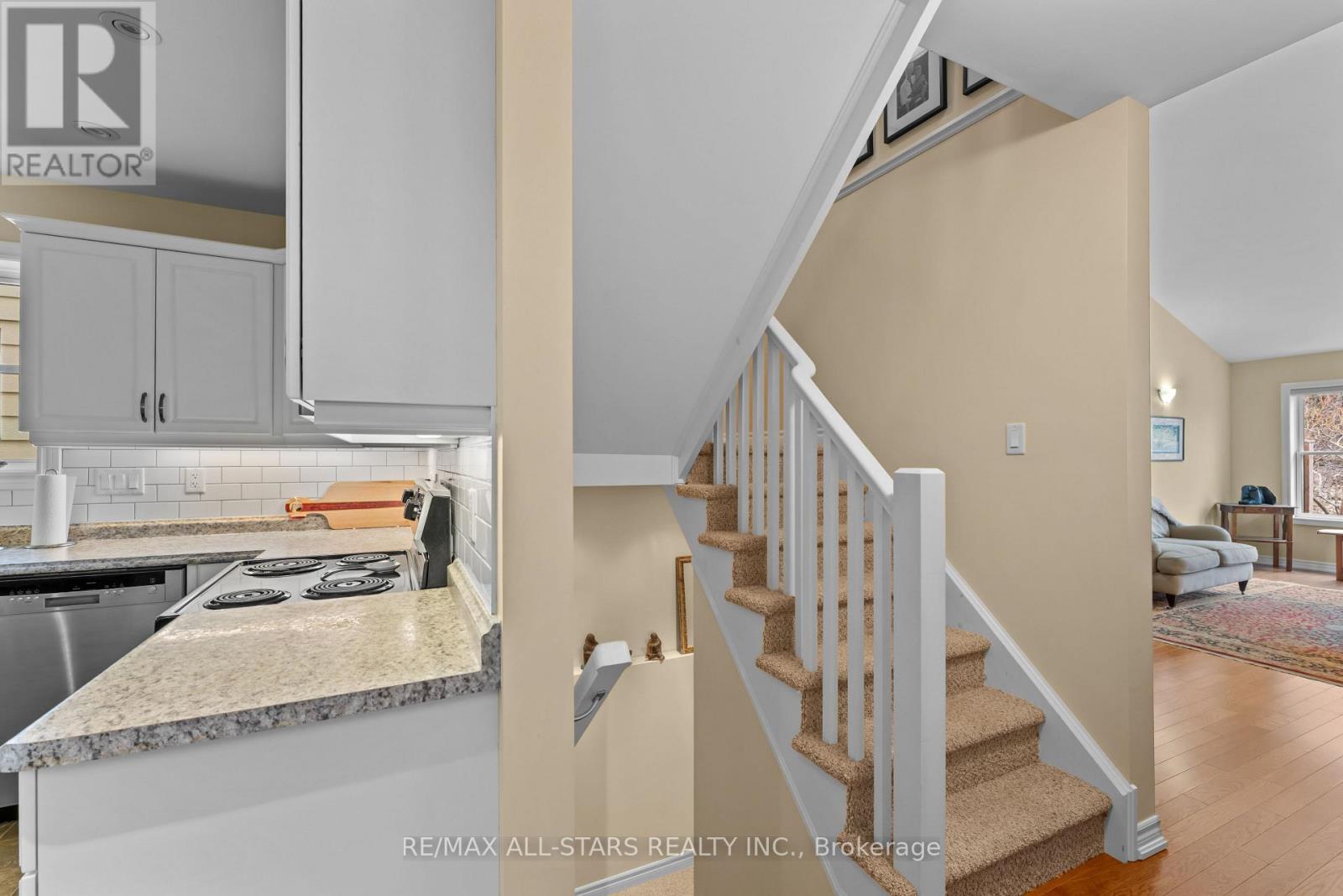 22 Deane Street, Kawartha Lakes, Ontario  K0M 1N0 - Photo 18 - X13068880