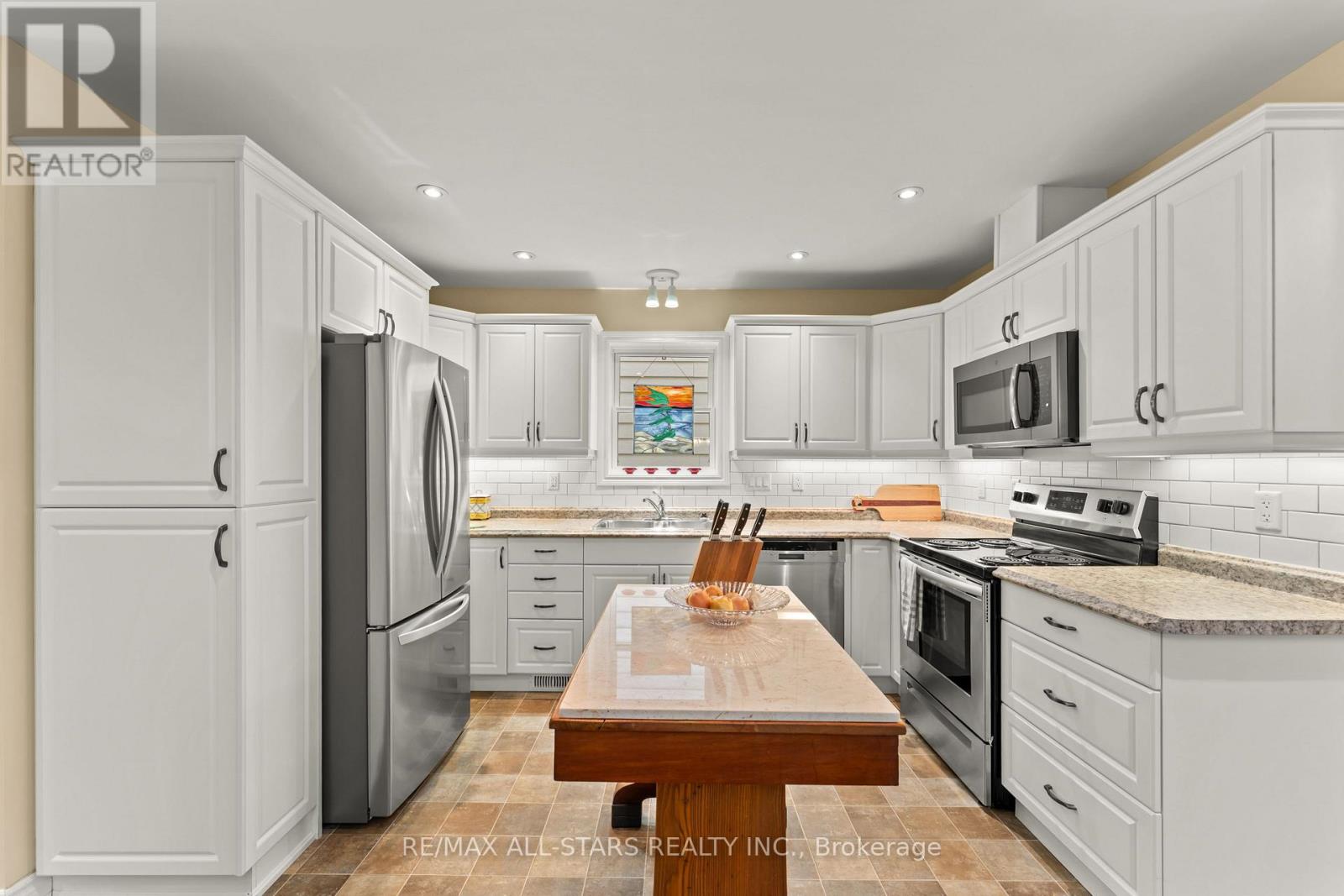 22 Deane Street, Kawartha Lakes, Ontario  K0M 1N0 - Photo 6 - X13068880