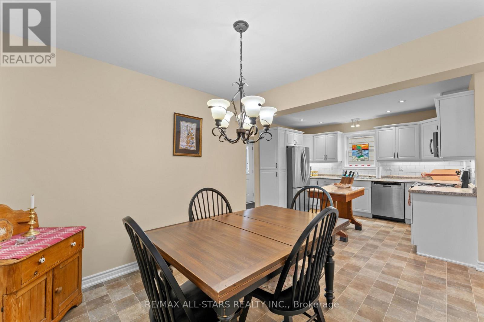 22 Deane Street, Kawartha Lakes, Ontario  K0M 1N0 - Photo 9 - X13068880