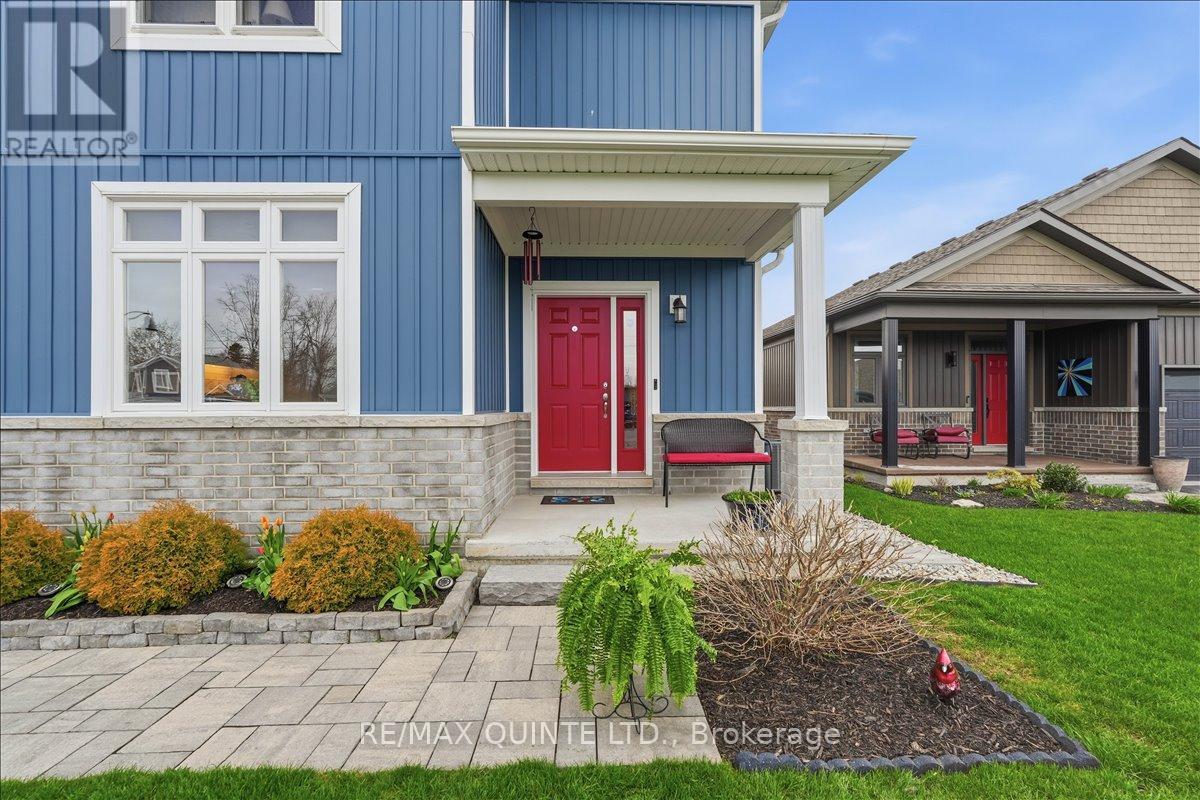 7 Curtis Street, Prince Edward County, Ontario  K0K 2T0 - Photo 2 - X13068950