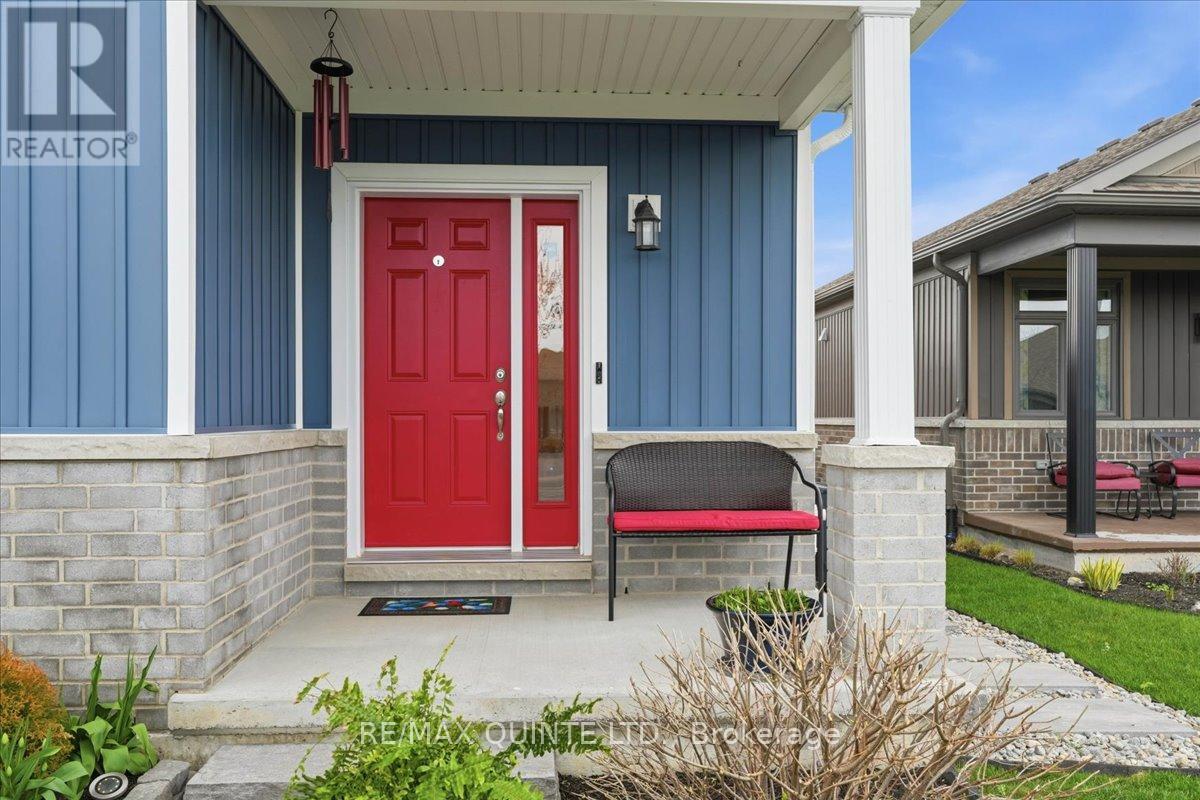 7 Curtis Street, Prince Edward County, Ontario  K0K 2T0 - Photo 4 - X13068950
