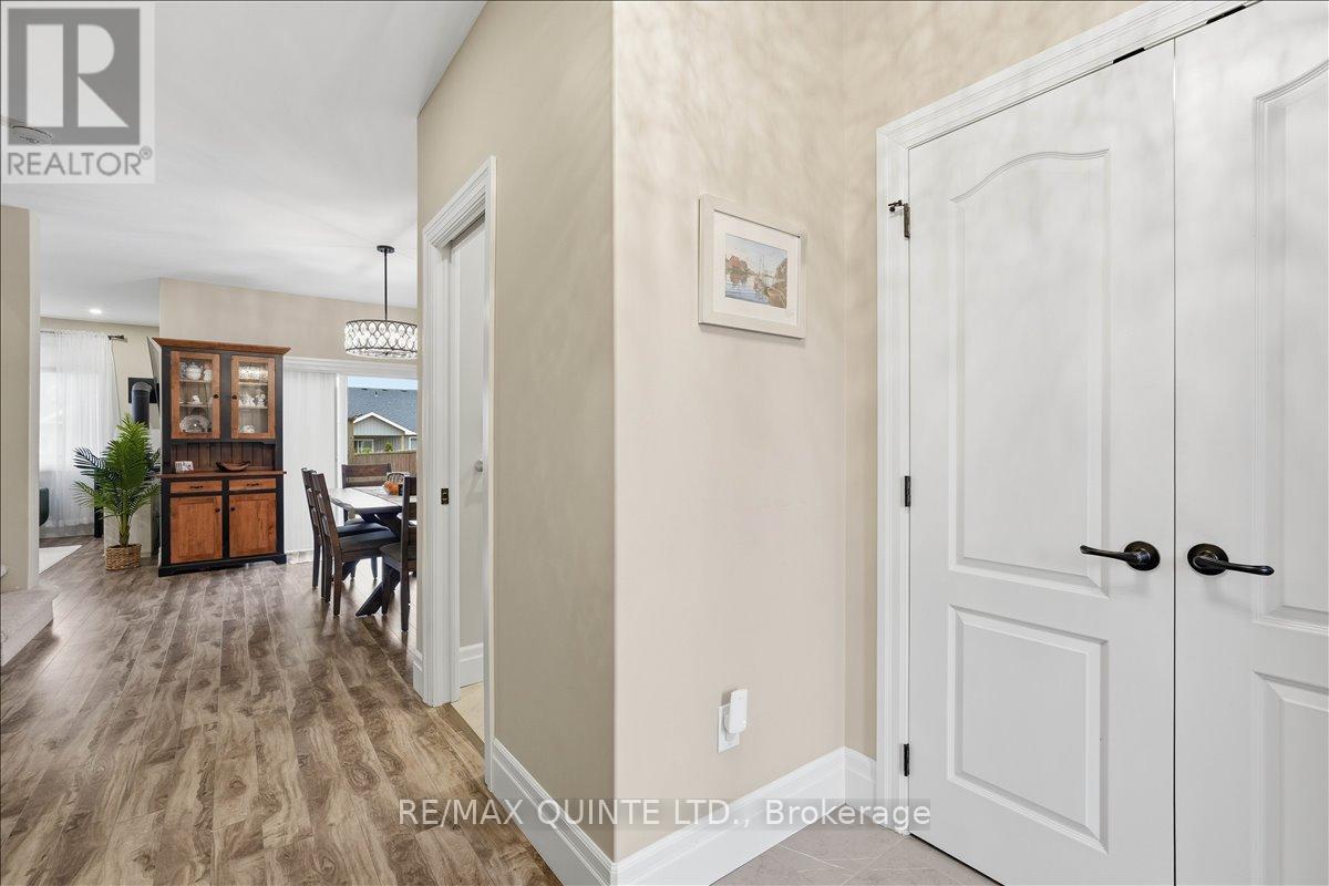 7 Curtis Street, Prince Edward County, Ontario  K0K 2T0 - Photo 5 - X13068950