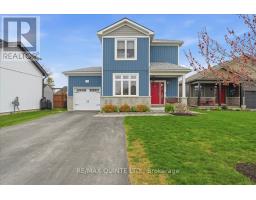 7 CURTIS STREET, Prince Edward County, Ontario