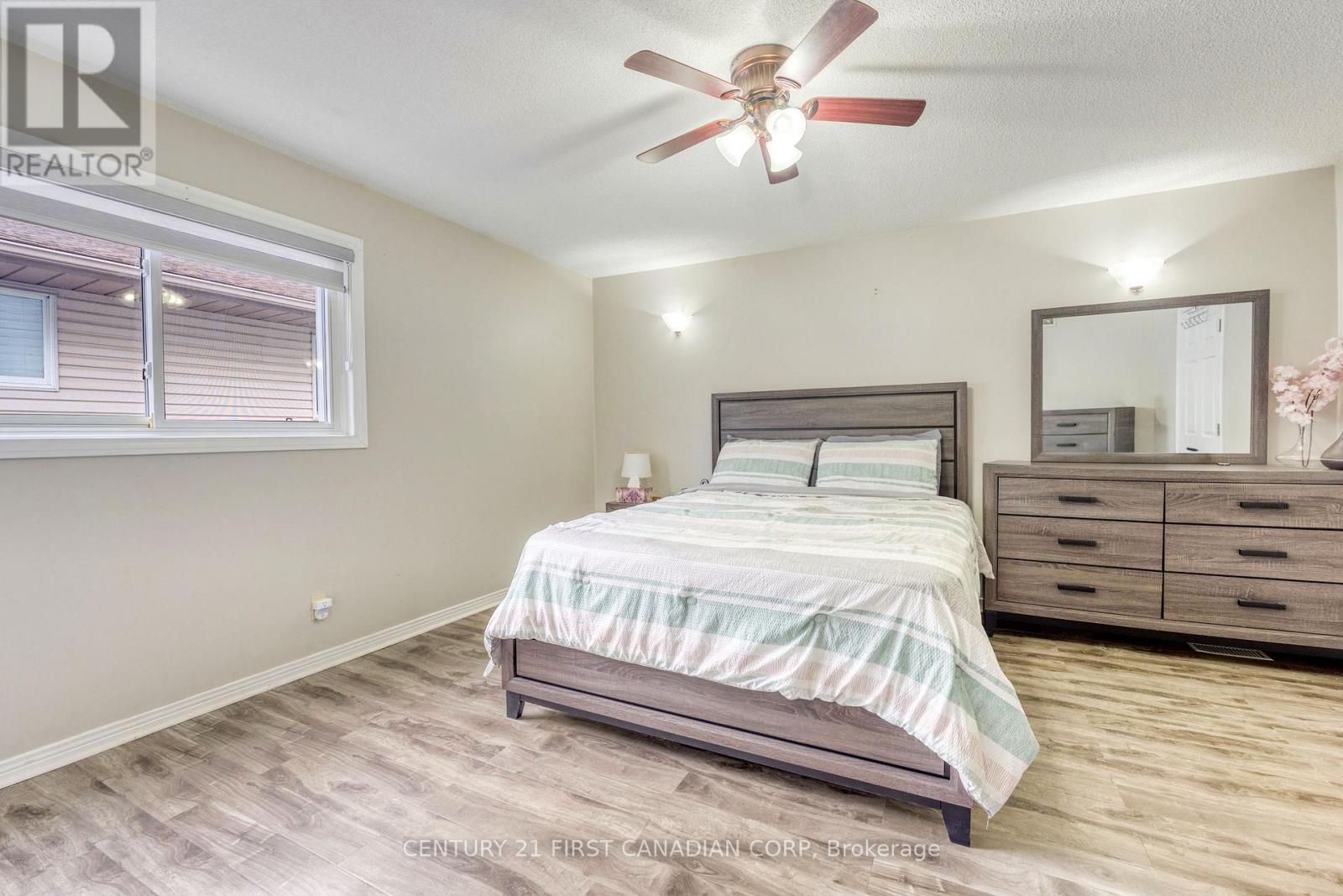 375 Trudeau Drive, Sarnia, Ontario  N7S 6H6 - Photo 16 - X13068806