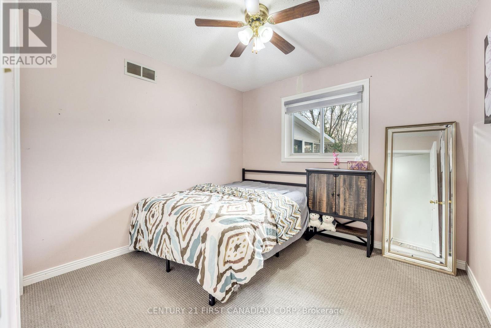 375 Trudeau Drive, Sarnia, Ontario  N7S 6H6 - Photo 18 - X13068806