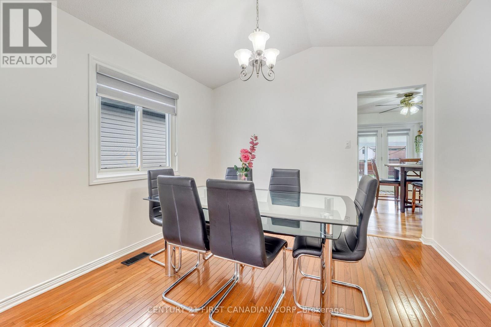 375 Trudeau Drive, Sarnia, Ontario  N7S 6H6 - Photo 8 - X13068806