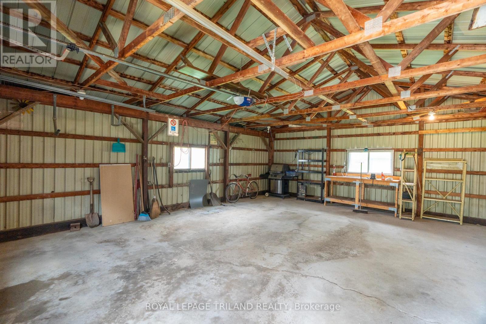 64 Wellington Avenue, Southwest Middlesex, Ontario  N0L 1A0 - Photo 38 - X13068974