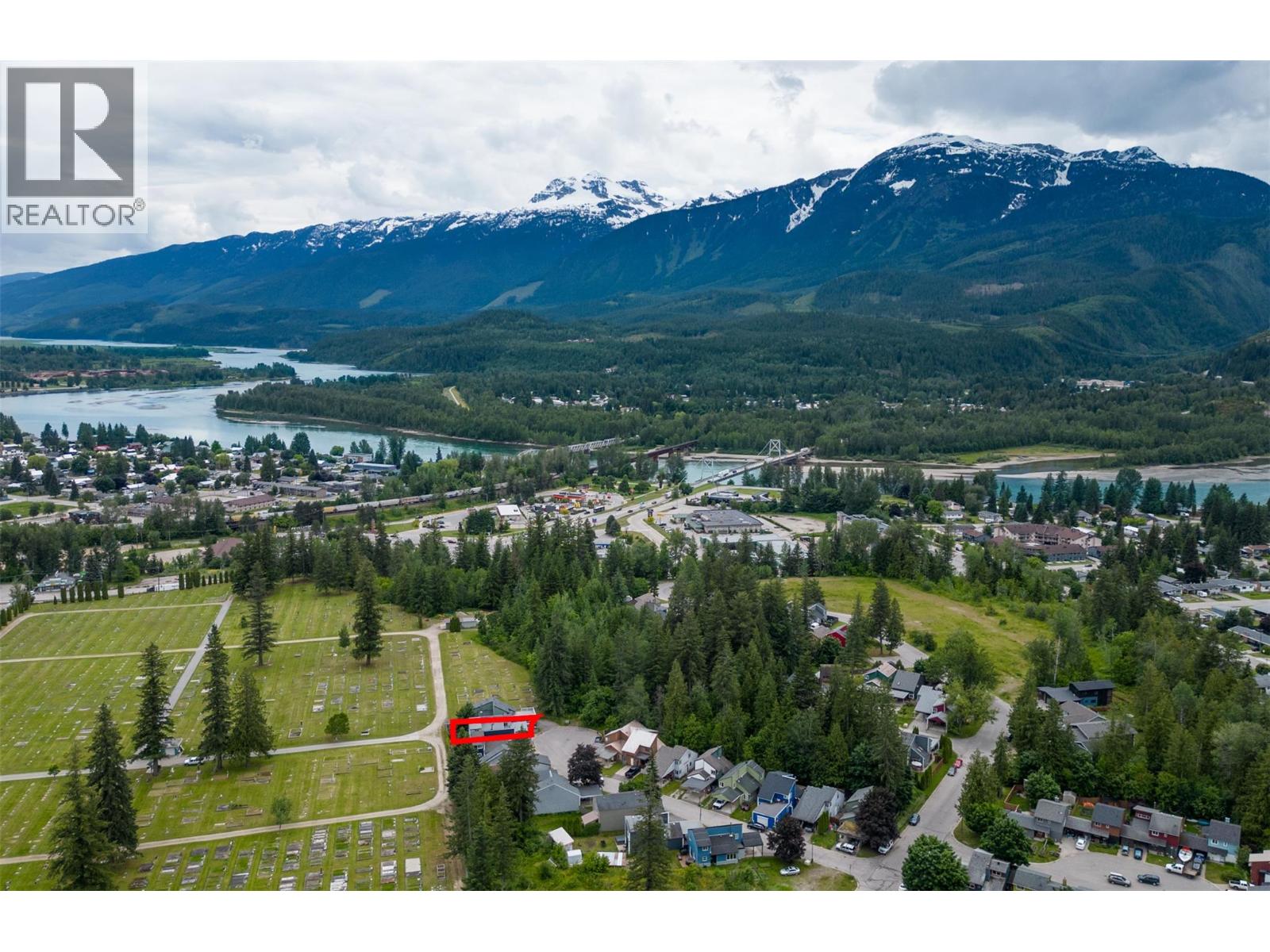 1852 Corbin Place, Revelstoke, British Columbia  V0E 2S0 - Photo 12 - 10376717