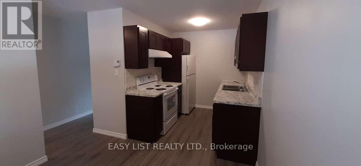 10 Gilbert Street, Belleville, Ontario  K8P 3H2 - Photo 3 - X13068334