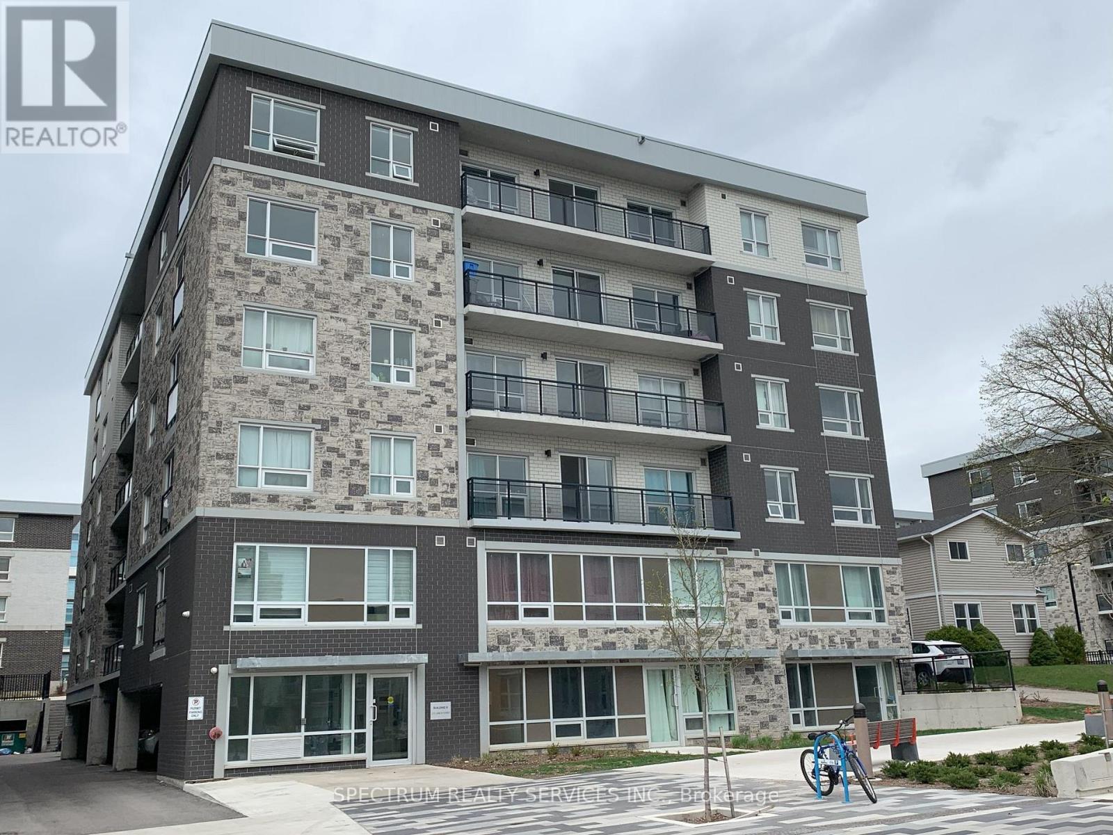 A-306 - 275 Larch Street, Waterloo, Ontario  N2L 3R2 - Photo 1 - X13068658