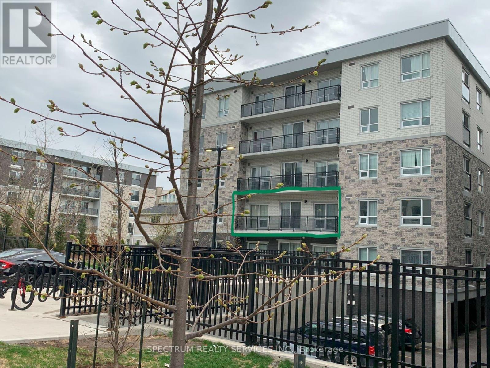 A-306 - 275 Larch Street, Waterloo, Ontario  N2L 3R2 - Photo 3 - X13068658