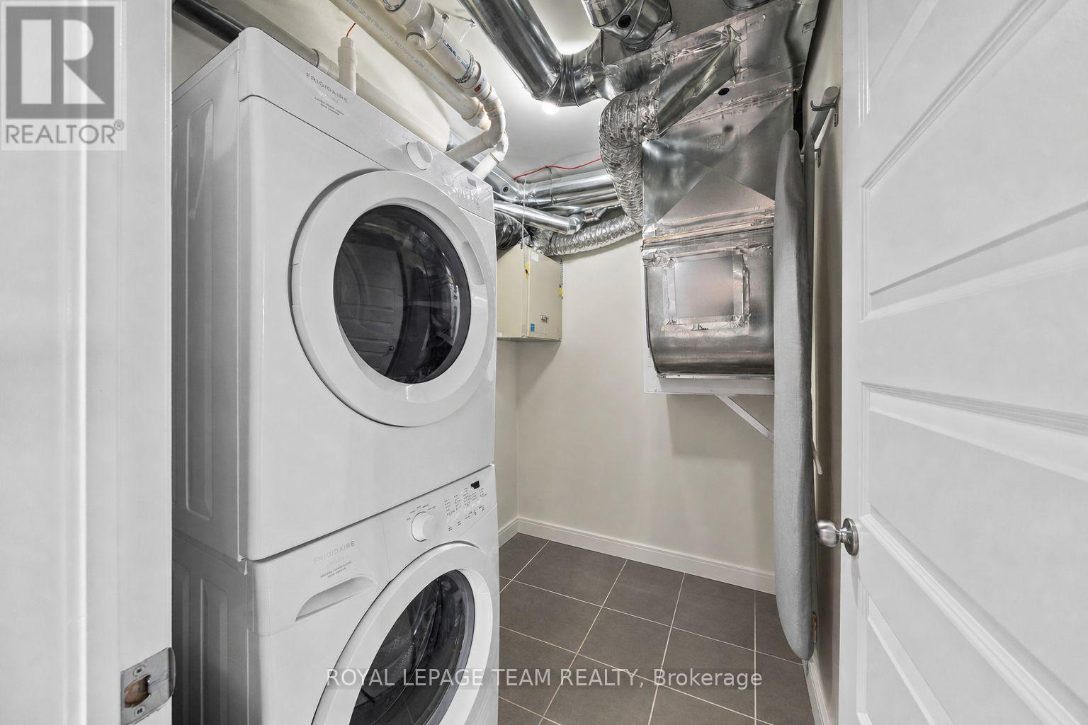 6 - 215 Bluestone Private, Ottawa, Ontario  K4A 0X7 - Photo 17 - X13068856