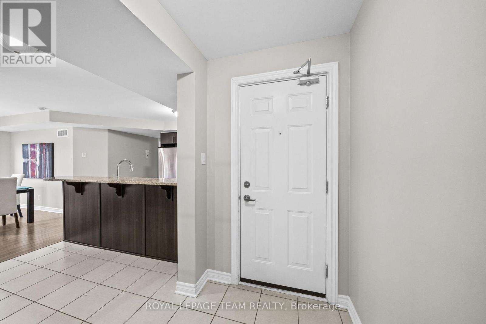 6 - 215 Bluestone Private, Ottawa, Ontario  K4A 0X7 - Photo 5 - X13068856