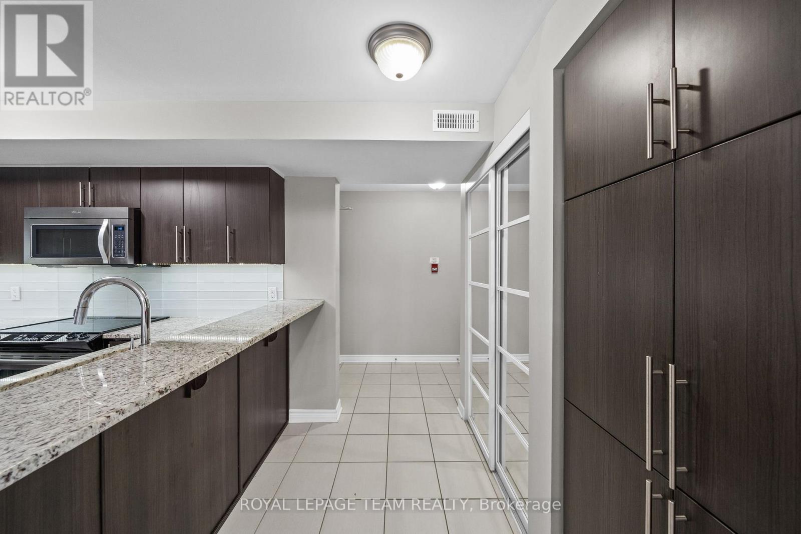 6 - 215 Bluestone Private, Ottawa, Ontario  K4A 0X7 - Photo 7 - X13068856