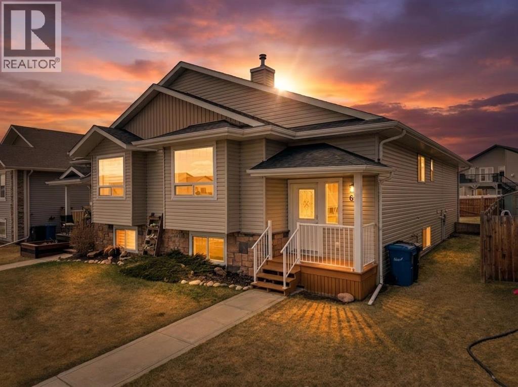 66 Heritage Drive, Penhold, Alberta