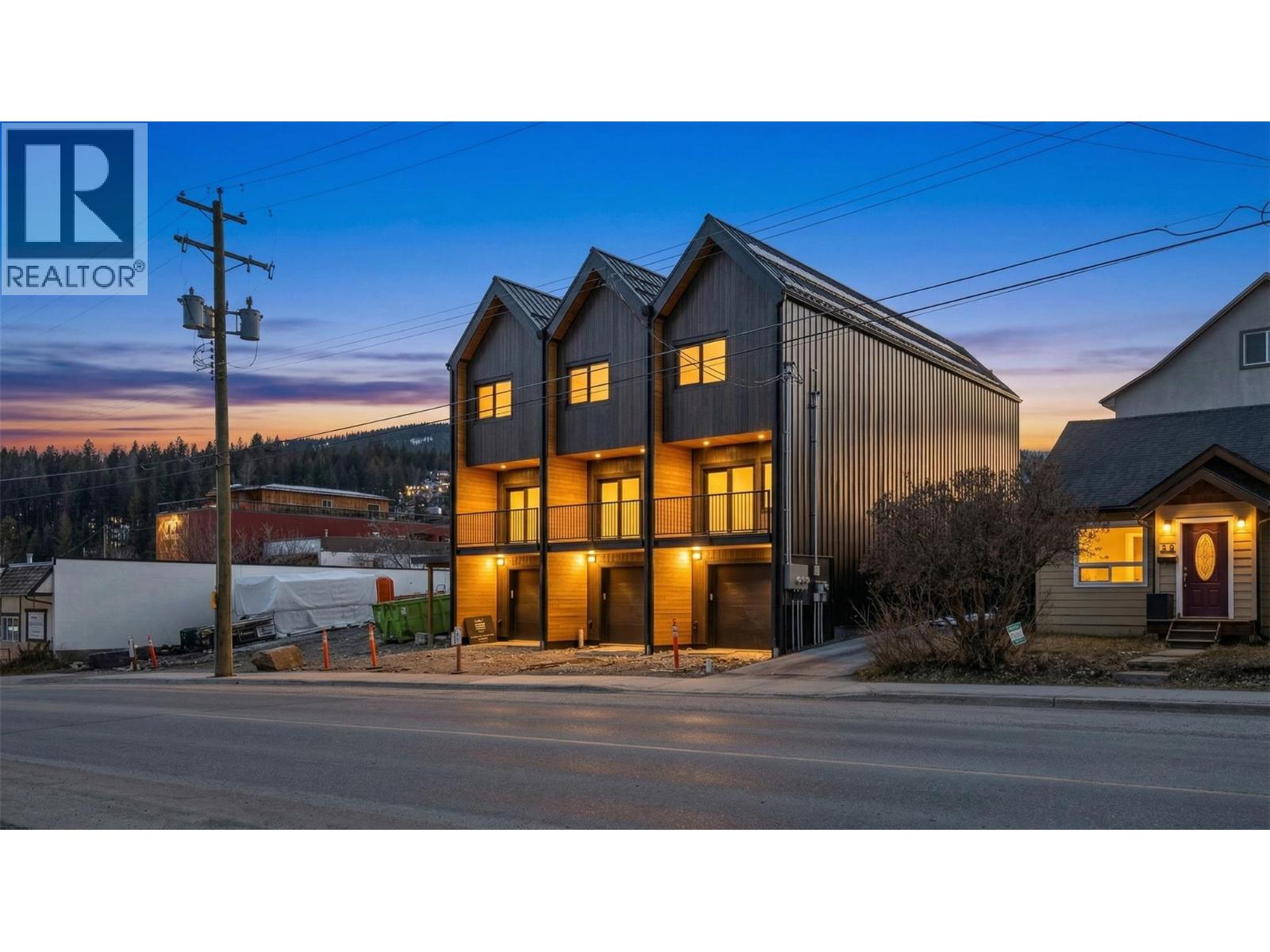 81 Wallinger Avenue, Kimberley, British Columbia  V1A 1Y6 - Photo 2 - 10385654