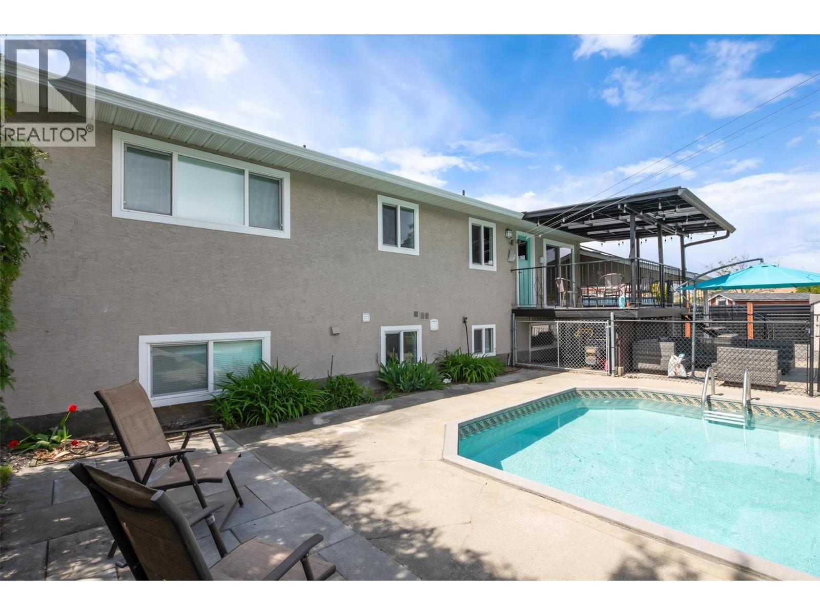 210 Pisces Road, Kelowna, British Columbia  V1X 1E9 - Photo 3 - 10384049