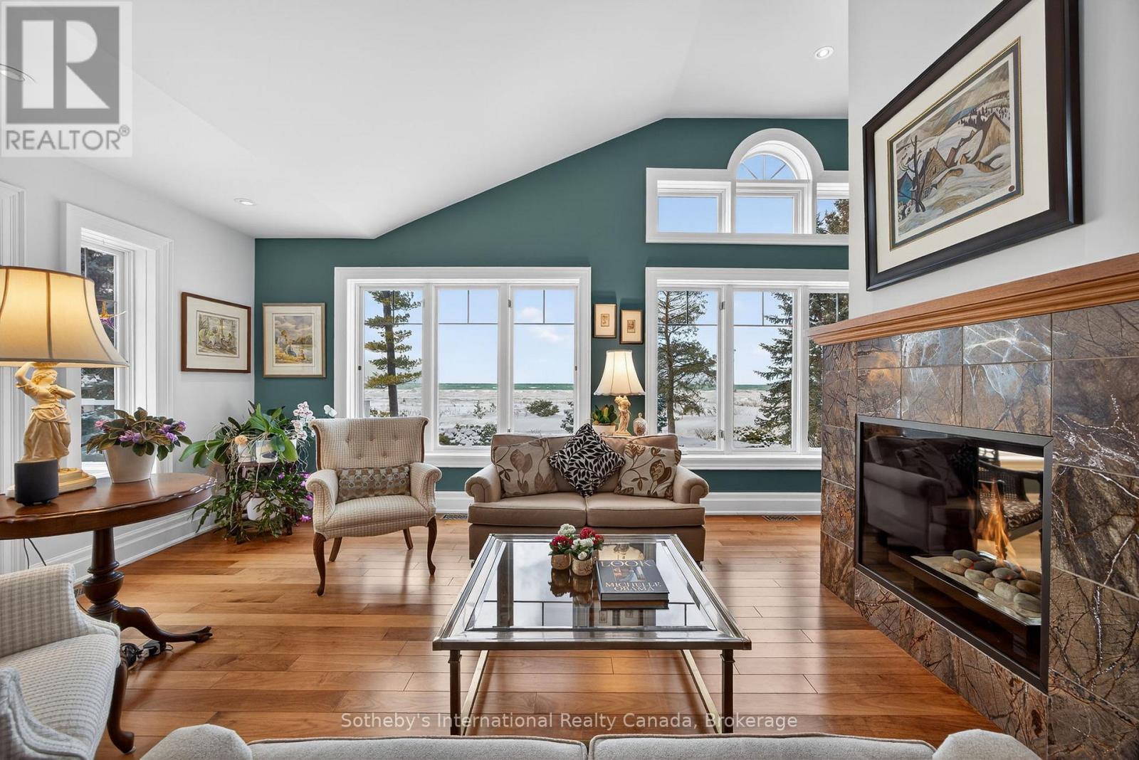 1036 River Road E, Wasaga Beach, Ontario  L9Z 2P7 - Photo 19 - S13068858