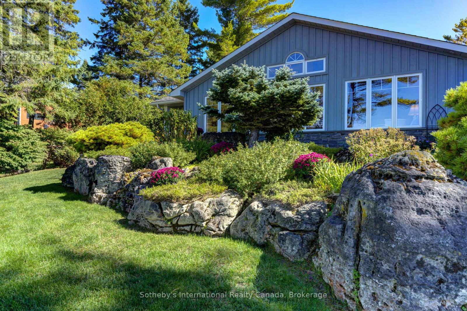 1036 River Road E, Wasaga Beach, Ontario  L9Z 2P7 - Photo 8 - S13068858