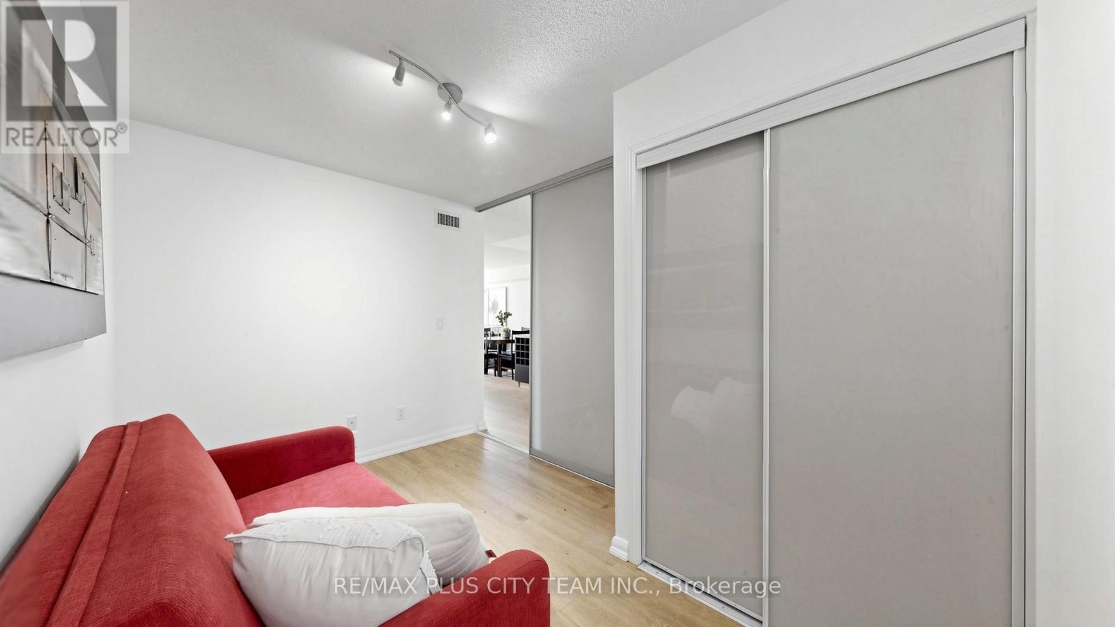 308 - 111 Elizabeth Street, Toronto, Ontario  M5G 1P7 - Photo 18 - C13068888