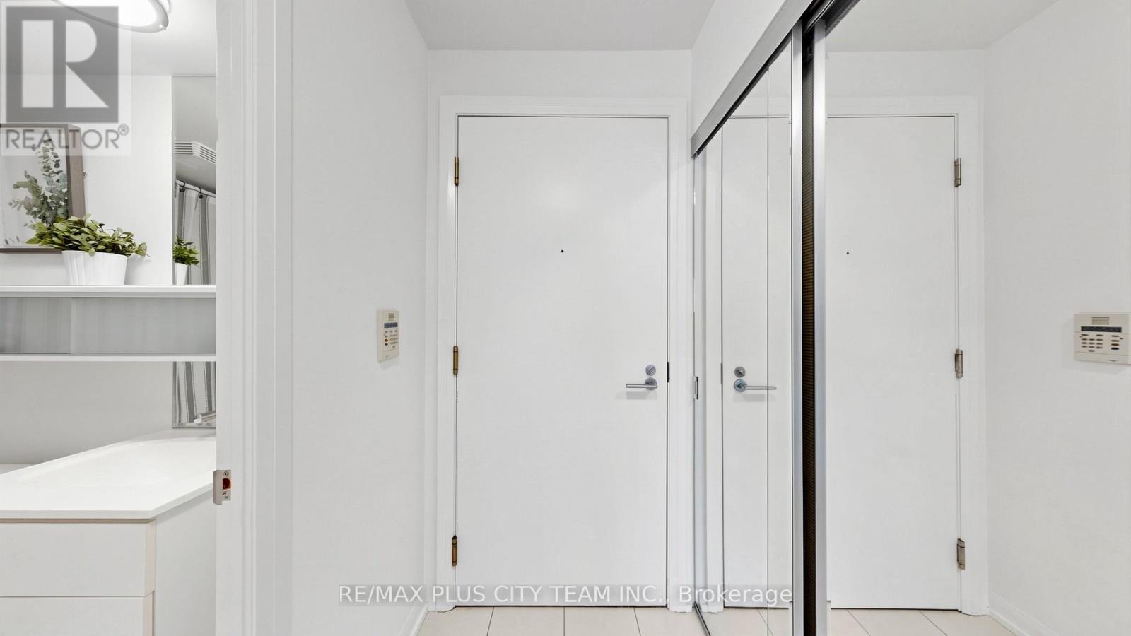 308 - 111 Elizabeth Street, Toronto, Ontario  M5G 1P7 - Photo 22 - C13068888