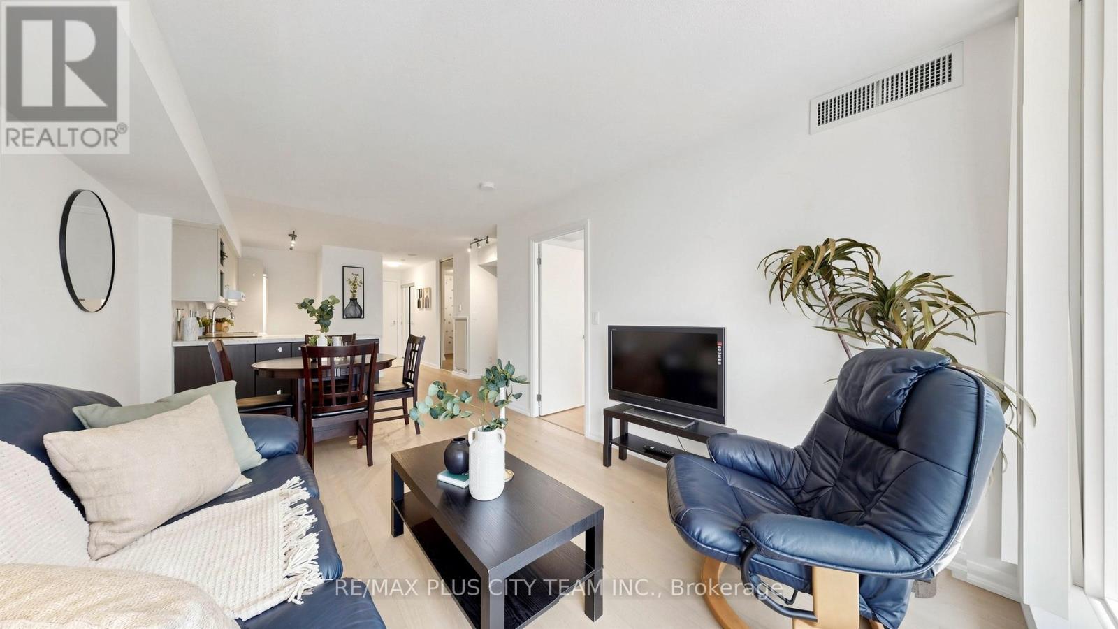 308 - 111 Elizabeth Street, Toronto, Ontario  M5G 1P7 - Photo 4 - C13068888