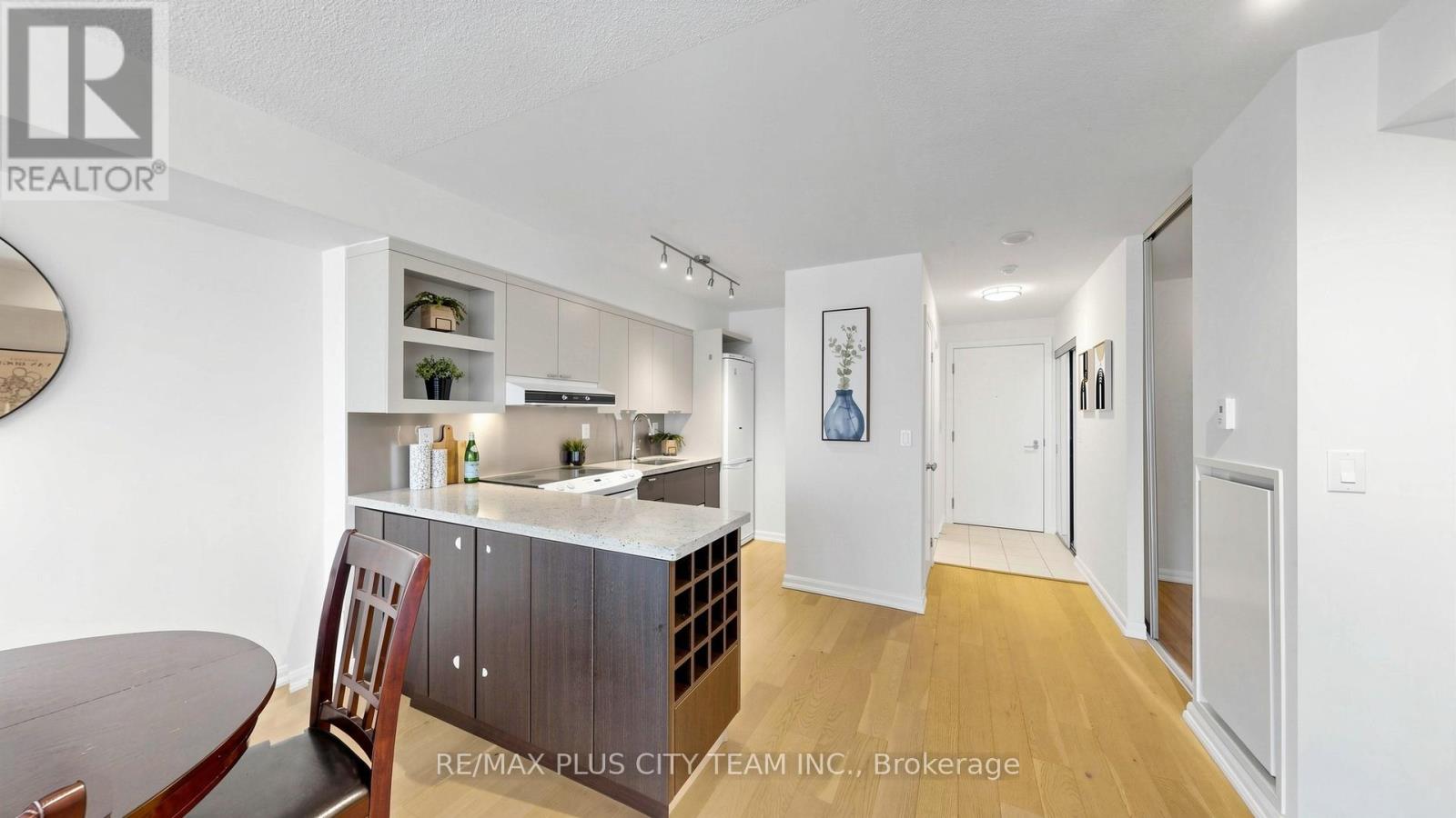 308 - 111 Elizabeth Street, Toronto, Ontario  M5G 1P7 - Photo 5 - C13068888