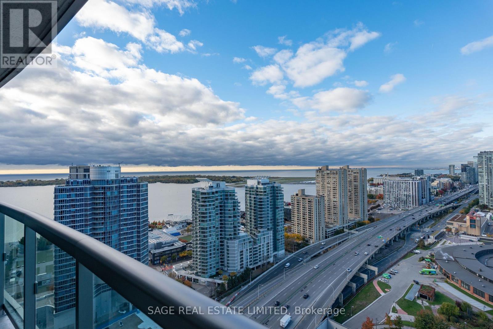 3712 - 19 Grand Trunk Crescent, Toronto, Ontario  M5J 3A3 - Photo 17 - C13068962