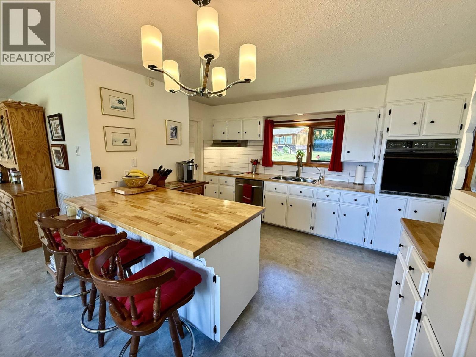 3662 Higgins Road, Canim Lake, British Columbia  V0K 1J0 - Photo 13 - R3117114