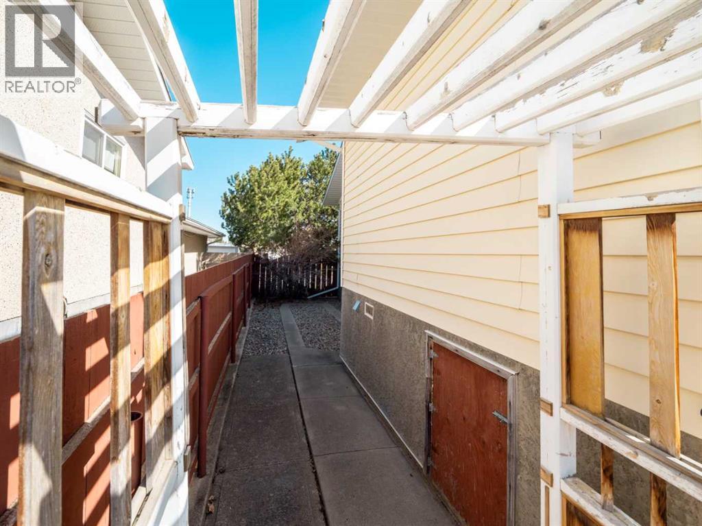 1406 20 Avenue N, Lethbridge, Alberta  T1H 4W3 - Photo 44 - A2305865
