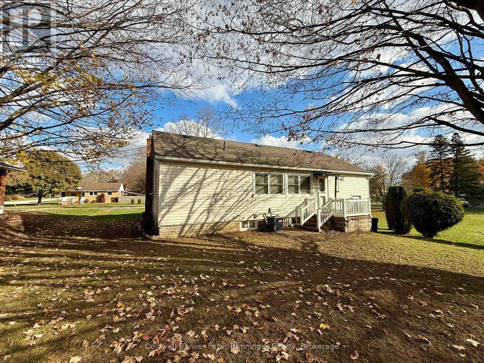 121 Hinks Street, Brockton, Ontario  N0G 2V0 - Photo 33 - X13068882