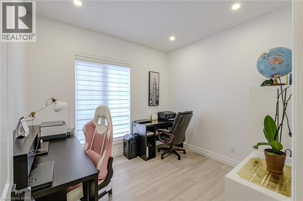 18 Bannister Street, Oakland, Ontario  N0E 1L0 - Photo 16 - 40825891