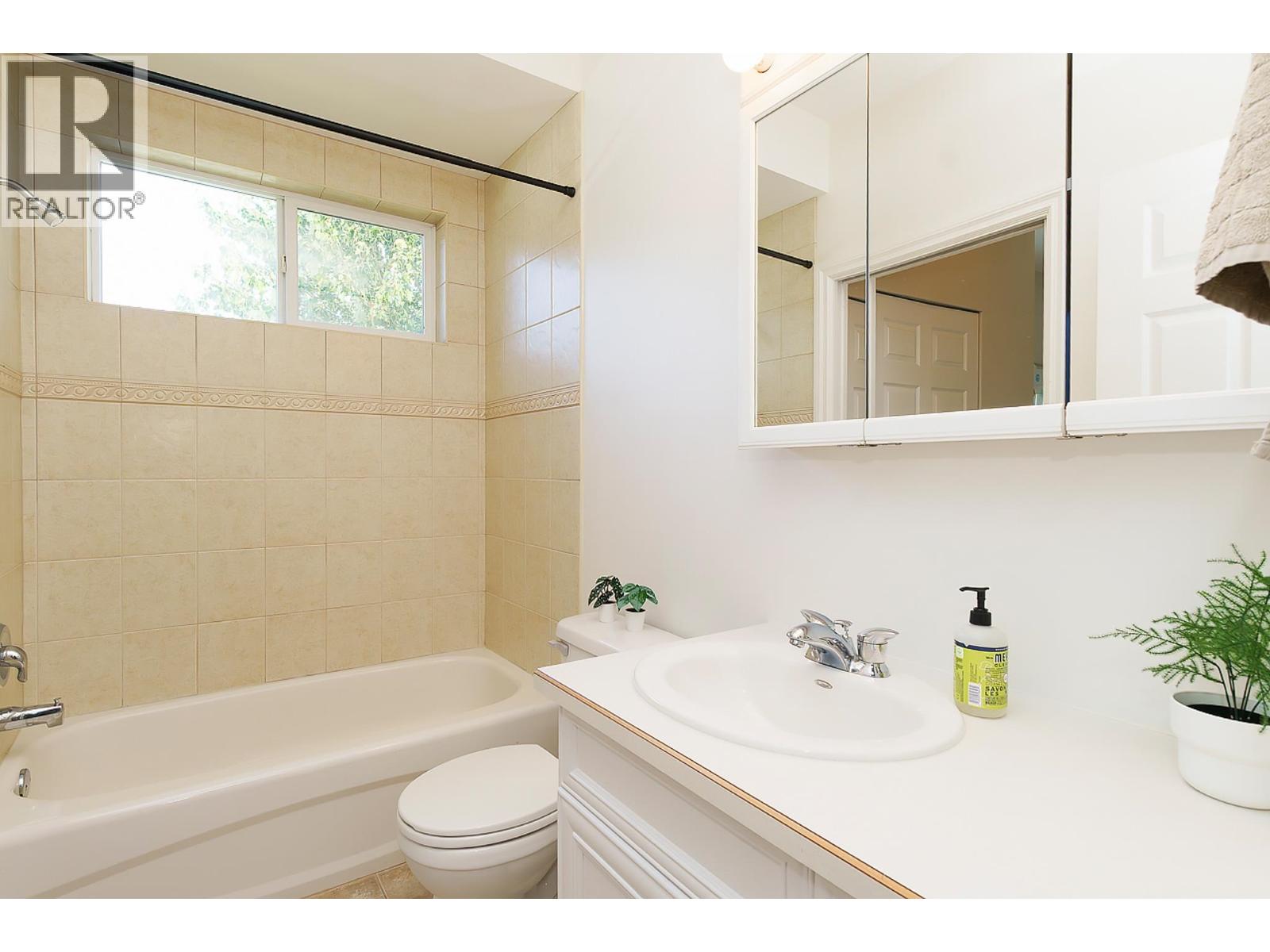 11804 191a Street, Pitt Meadows, British Columbia  V3Y 0A4 - Photo 10 - R3118210