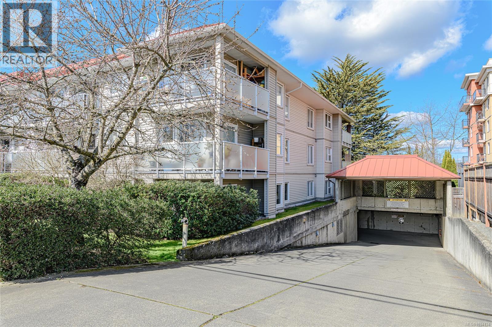 103 3180 Albina St, Saanich, British Columbia  V9A 1Z5 - Photo 29 - 1034134