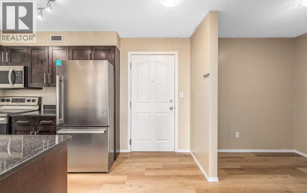 210, 7130 80 Avenue Ne, Calgary, Alberta  T3J 0N5 - Photo 2 - A2297425