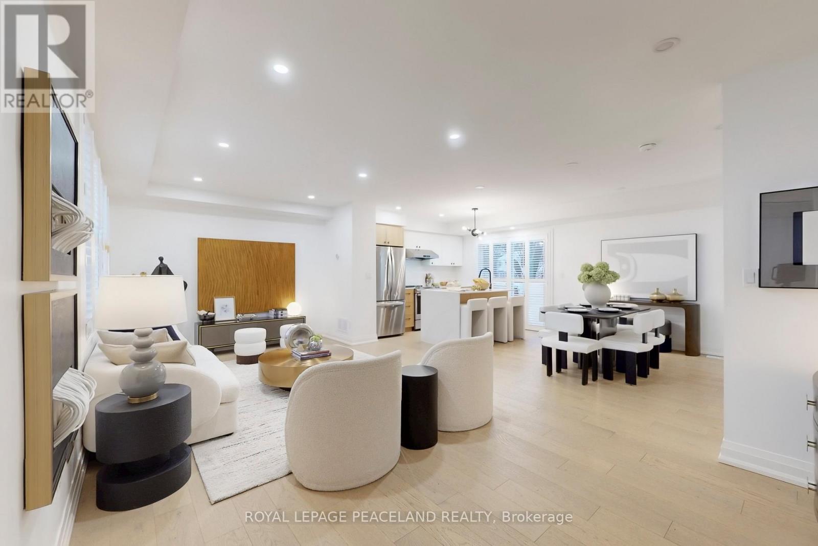 29 Rosita Crescent, Toronto, Ontario  M1L 1X7 - Photo 4 - E13068766