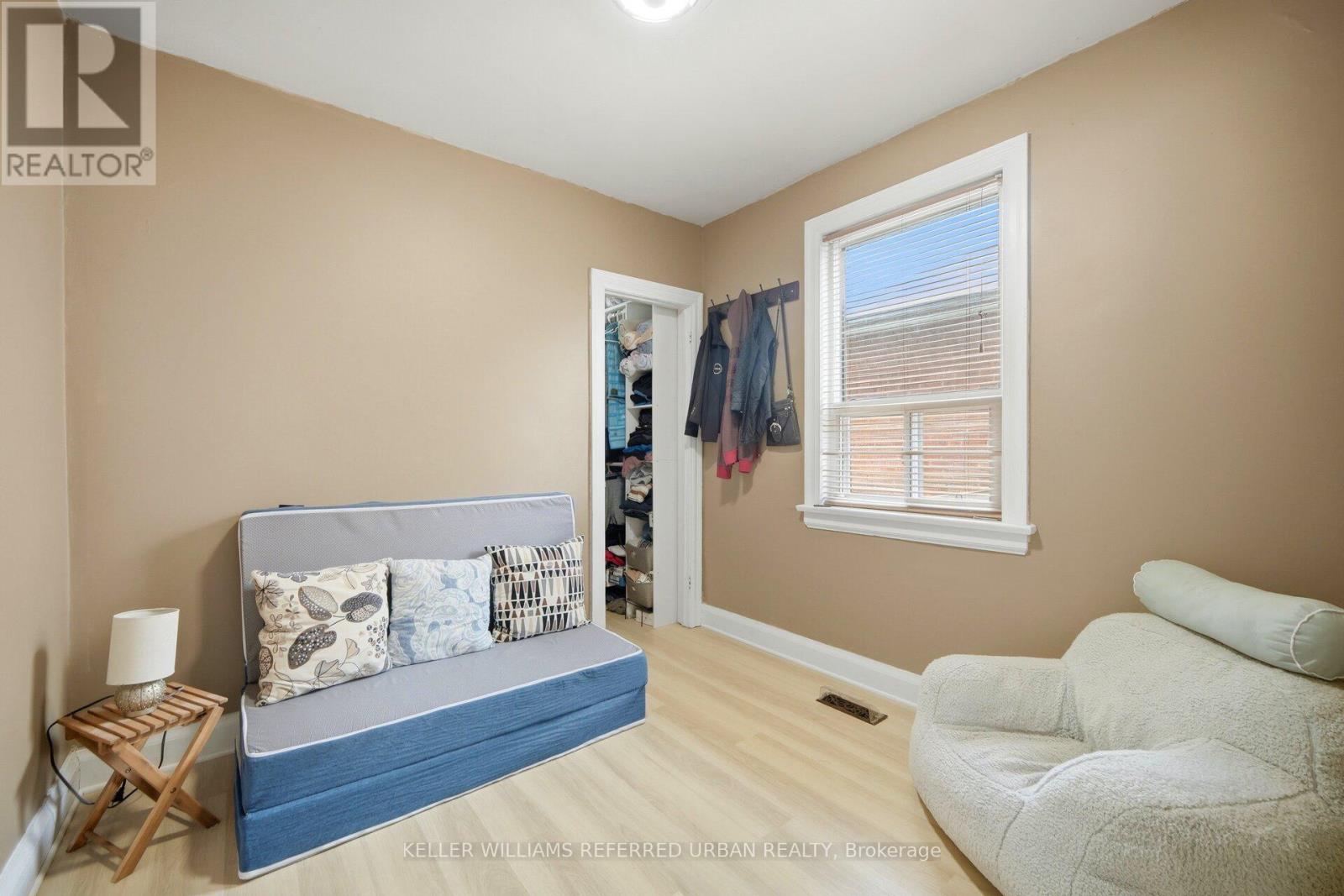47 St Hubert Avenue, Toronto, Ontario  M4J 3Z2 - Photo 13 - E13068890